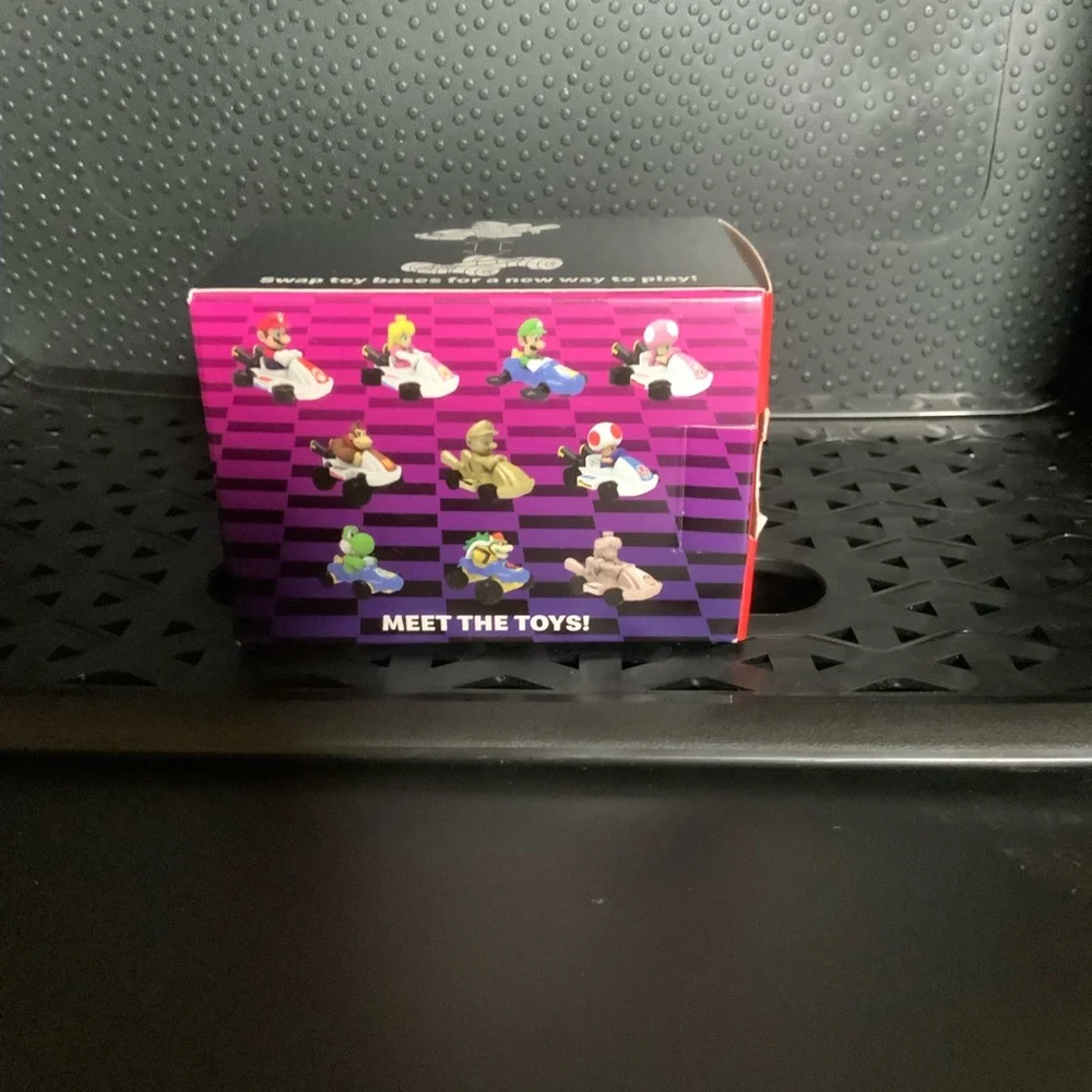 5/$25 Nintendo Switch McDonald’s Gold Mario Kart Deluxe Figure plastic